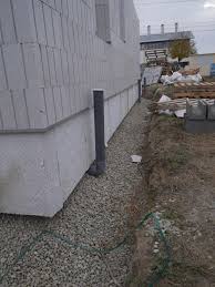 6 Realisation De Quatre Ventilations Grace A Des Tuyaux De 100 Mm De Diametres Qui Traversent Le Vide Sanita Vides Sanitaires Salon Immobilier Pont Thermique