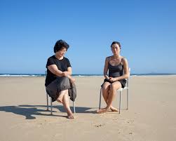 Tüm dünyanın kafasında soru işaretlerinin oluşmasına neden suikastın ardından bugün abd ulusal arşivi. Sinead Kennedy World Press Photo