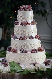 54 Yummy Vineyard Wedding Cakes And Cheese Towers Vineyard Wedding Cake Wine Themed Wedding Cake Themed Wedding Cakes
