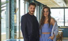 Kanal d'nin cam tavanlar canlı izle! Cam Tavanlar Konusu Nedir Oyuncu Kadrosunda Kimler Var Kivi Tadinda