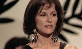 Morre Christine Boisson, estrela de 'Emmanuelle', aos 68 anos