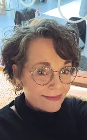 Salt and pepper hair driving the ladies (me) wild