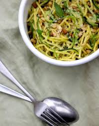 Spaghettis Et Courgettes Au Pesto Recette Courgettes Au Pesto Spaghetti De Courgette Spaghetti De Legumes