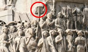 La ciudad de rosario es conocida como la cuna de la bandera argentina, siendo su edificación más conocida el monumento a la bandera. Historia De Las Banderas Desde Cuando Nos Identificamos Con Telas De Colores Verne El Pais