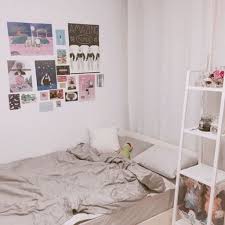 Today i decided to do yet another kpop inspired room decor/organization video that is aesthetic and great to do during the summer !! 20 Bedroom Room Decor Magzhouse