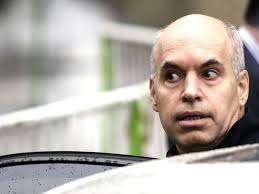 Larreta le dijo a fernández que sacará las rejas de las plazas. El Alquimista Y El Laboratorio En Llamas Ponele Info