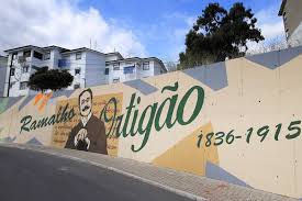 He spent his early years with his maternal grandmother in. Galeria Mural Na Rua Ramalho Ortigao Junta De Freguesia De Sao Sebastiao