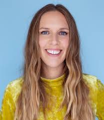 Ebony Leigh's Instagram, Twitter & Facebook