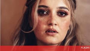 Clique na imagem para saber mais. Is That The New Love Carolina Deslandes Is Well Accompanied Nationally