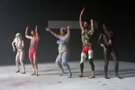 Choisissez la danse, la date souhaitée et le créneau horaire correspondant à votre niveau. Mania