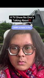 Kris Apple's Instagram, Twitter & Facebook