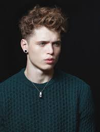 Mens Curly Hairstyles Tumblr Hairstyles For Men Men S Curly Hairstyles Curly Hair Styles Mens Hairstyles