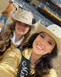 The FIRST San Diego Petco Park Rodeo is in the books! ☑️Thank you to  everyone who helped make this happen!! 🤠⚾️ Huge thank you to @  @markiebattaglia for making this happen for