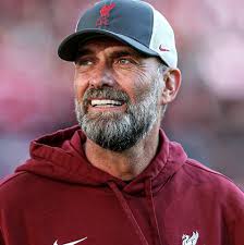 0% hair, 100% football knowledge 👨‍🦲🧠 Arne Slot is very close to joining  Liverpool as Klopp's replacement next season. Another bald manager is  reaching the very top. 🔝🔜 #Ufootball #Liverpool #ArneSlot