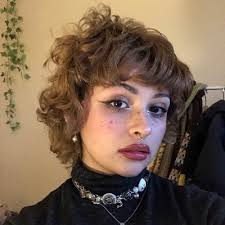 Elle Houston (@ElleHouston7)