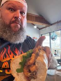 Napoleon House Nola muffuletta and shrimp po boy review