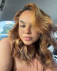 Laura camargo (@lauramoraessz) • Instagram photos and videos