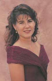 Kimberly Scarborough's Instagram, Twitter & Facebook