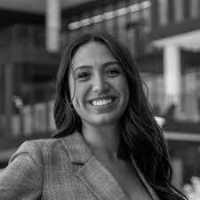 Diane Eide's Instagram, Twitter & Facebook