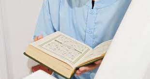 Cara mengamalkan surat al ikhlas 1000 kali. Bacaan Surat Al Ikhlas Dan Artinya Popmama Com