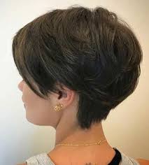Short pixie cuts are good for frizzy hair because shorter hair is the fastest way to restore your hair health. 20 New Ideas Short Haircuts For Thick Hair Checopie