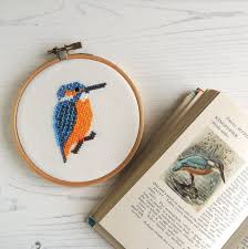 Small Flying Bird Cross Stitch Pattern Kingfisher Cross Stitch Pattern Small Bird Cross Stitch Chart Kingfisher Cross Stitch Pdf Borduurpatronen Borduren Knutselen