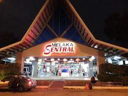 Wifi and parking are free, and this hotel also features an outdoor pool. Melaka Sentral Bus Station Malaysia Life