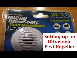 A fast and effective ultrasonic pest repellent, bell and howell's em001677 is designed to help fend off cockroaches, spiders, ants, rats, mice, and other pests. Unboxing And Activating The Bell And Howell Ultrasonic Pest Repeller Youtube