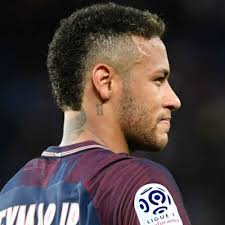 Neymar hairstyle has become a role model for many young people around the world. Pin Em Cool Men S Haircuts