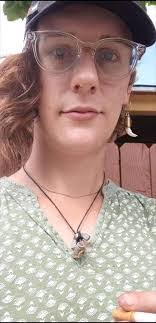 Alicia Scully's Instagram, Twitter & Facebook