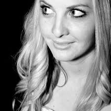 Holly Pollock (@HollyPollock)