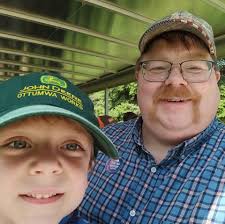 NASCAR model cars with specific paint and body details