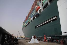 A colossal container ship that ran aground in the suez canal on tuesday has ensnarled one of the world's busiest shipping lanes in a marine traffic jam. Rgfdwmbdso0q7m