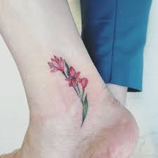 Alstromeriya Po Moemu Eskizu 6 5sm Akvarel Risuyu Eskizy Po Vashim Ideyam I Zhelaniyam Zapis Na Seans Tatuirovki Cherez Vk Dir Small Tattoos Pretty Tattoos Tattoos