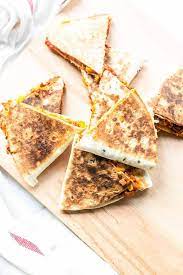 How To Make The Best Beef Quesadillas Is Easy The Tortilla Channel Recipe Beef Quesadillas Quesadilla Recipes