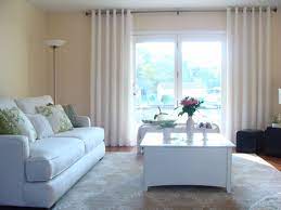 Here is an in depth break down some of the best window here are some clever ideas on which hunter douglas window fashions in springfield il can add flavor to your living room. 20 Different Living Room Window Treatments