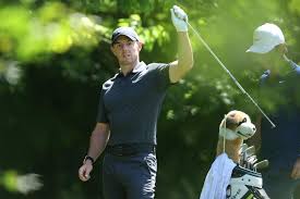 Follow rory mcilroy at augusta.com for up to the minute scores, highlights and player information at the 2021 masters. Rory Mcilroy Returns To Mount Juliet And His Favourite Memory Thinking About Snatching Tiger Woods Glove