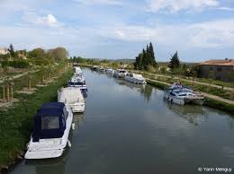Oenotourisme Au Chateau Les Carrasses France Scenery Places