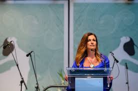 A hét hegedűs között először a verseny történetében egy női prímás és egy 16 év alatti zenész is részt vett. Zcxizvmamexfjm