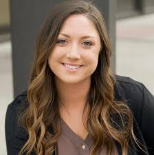 Ashley Ammons's Instagram, Twitter & Facebook