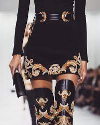 High end designer vs low end designers. Discounted Designer Clothing And Accessories Designer Chanel Gucci Versace Nyfw Highend Fashion Summerfashio Fashion Week Runway Fashion Europe Fashion