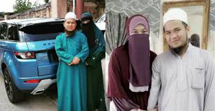 Ustaz ebit lew dikecam oleh ustadz ustaz ebit lew 2020, ustaz ebit lew abam, ustaz ebit lew door to door, ustaz ebit lew bersama. Ustaz Ebit Lew Kongsi 3 Doa Supaya Anak Dengar Kata Dan Rumah Tangga Bahagia My Info Maya