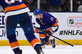 Le ch a commencé du bon pied alors que le capitaine shea weber a ouvert la marque sur un plomb pendant que le ch profitait d'un avantage numérique en raison de la pénalité à alex pietrangelo. Demi Finales De La Coupe Stanley Il N En Reste Que Quatre La Presse