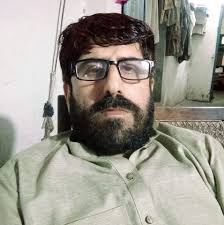 د غزني د اندړو ولسوالۍ کې په بمبار کې د وژل شويو کسانو جسدونه ښار ته انتقال  کړي او ادعا کوي چې دا ملکيان دي، طالبان نه دي، هغوى ددې پېښې د