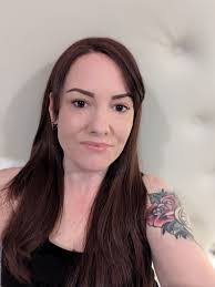 Jocelyn Hannah's Instagram, Twitter & Facebook