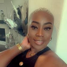 Addie Tanner's Instagram, Twitter & Facebook