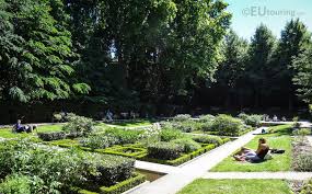 The Formal Gardens Within Jardin Yitzhak Rabin Named Jardin Des Senteurs Explore More Right Form Where You Are Now Www Eutourin Formal Gardens Jardin Garden