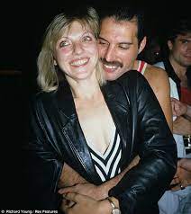 • • ★ ★ #freddiemercury no matter how ill freddie felt, he never grumbled to anyone or sought sympathy of any kind. Where Has Freddie Mercury S Wife Hidden His Ashes The Discovery Of A Cryptic Plaque In A London Cemetery Has Done Little To Solve The Mystery Queen Freddie Mercury Mary Austin Freddie