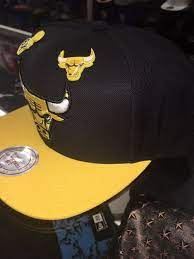Mitchell Ness Nba Black Yellow Paint Splash Chicago Bulls Snapback Hat Cap Fashion Clothing Shoes Accessor Chicago Bulls Snapback Hat Hats Black N Yellow