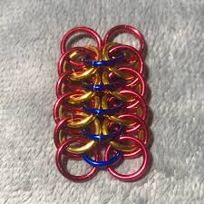 Heres a brief tutorial on the simplest way Ive found to make a  Dragonbelly weave (thats what Im calling it for now as it has yet to be  identified). I hope someone